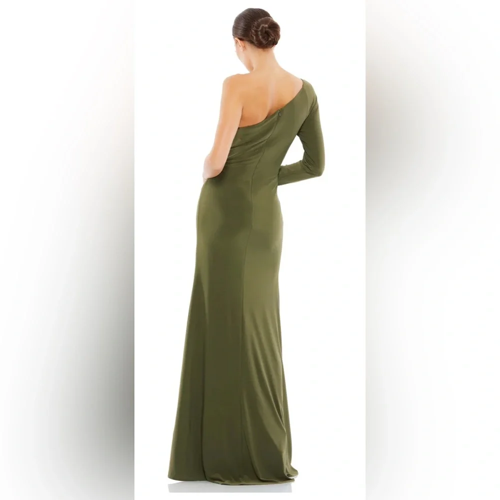 NWT Mac Duggal One Sleeve Beaded Cuff Side Twist Gown Olive 2 55696 - Picture 3 of 7